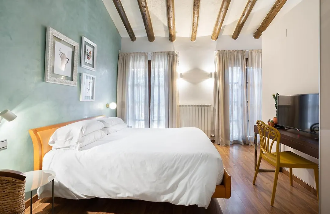 Hostal Pichorradicas de mesón Julián-1