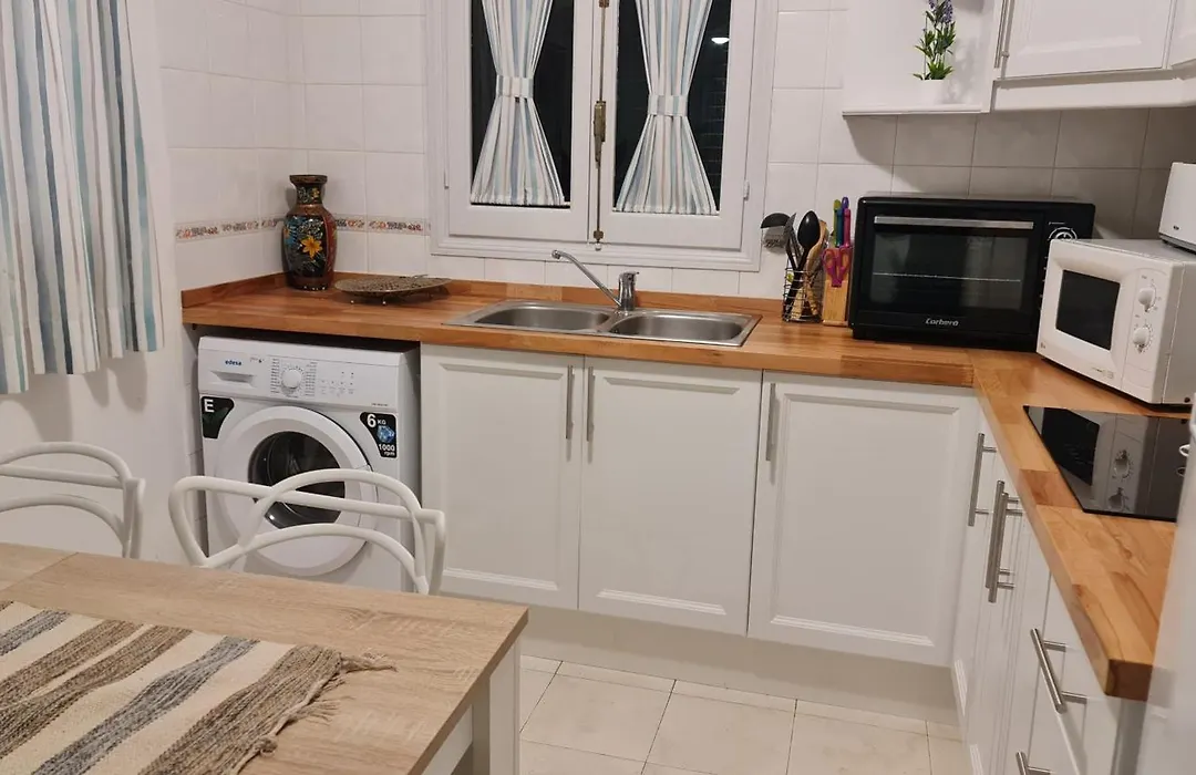 Apartamentos Delfines-1