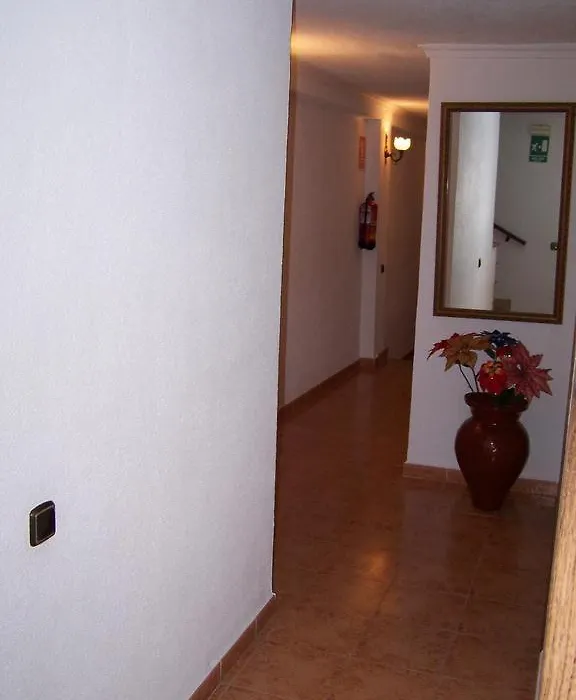 Hostal Adrian-1