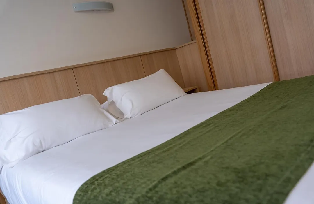 Hotel Crisol de las Rías-1
