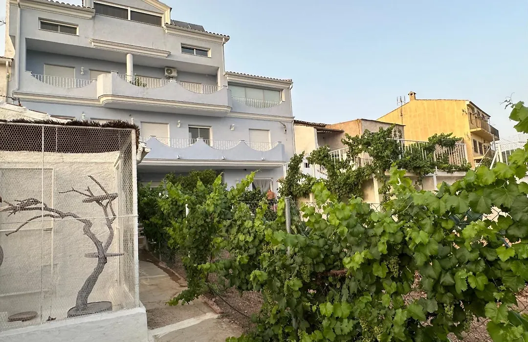 Casa Nostra-1