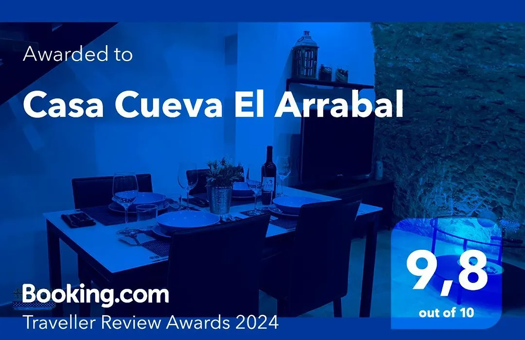 Casa Cueva El Arrabal-1