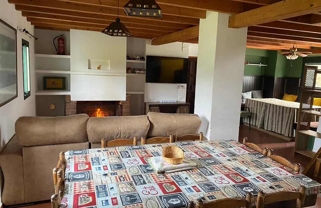 Casa Rural Monterrey Aroche-1