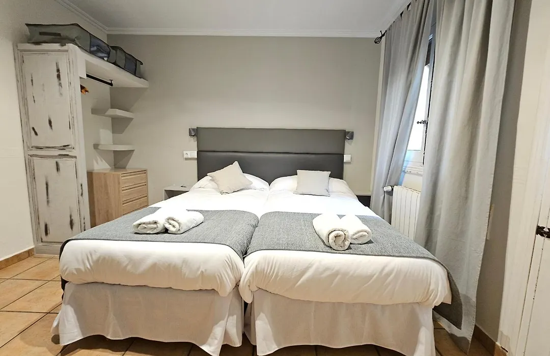 Hostal La Campana-1
