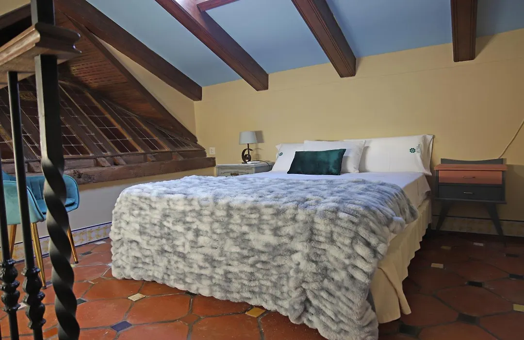 La casa del Cipres una casa con historia-1