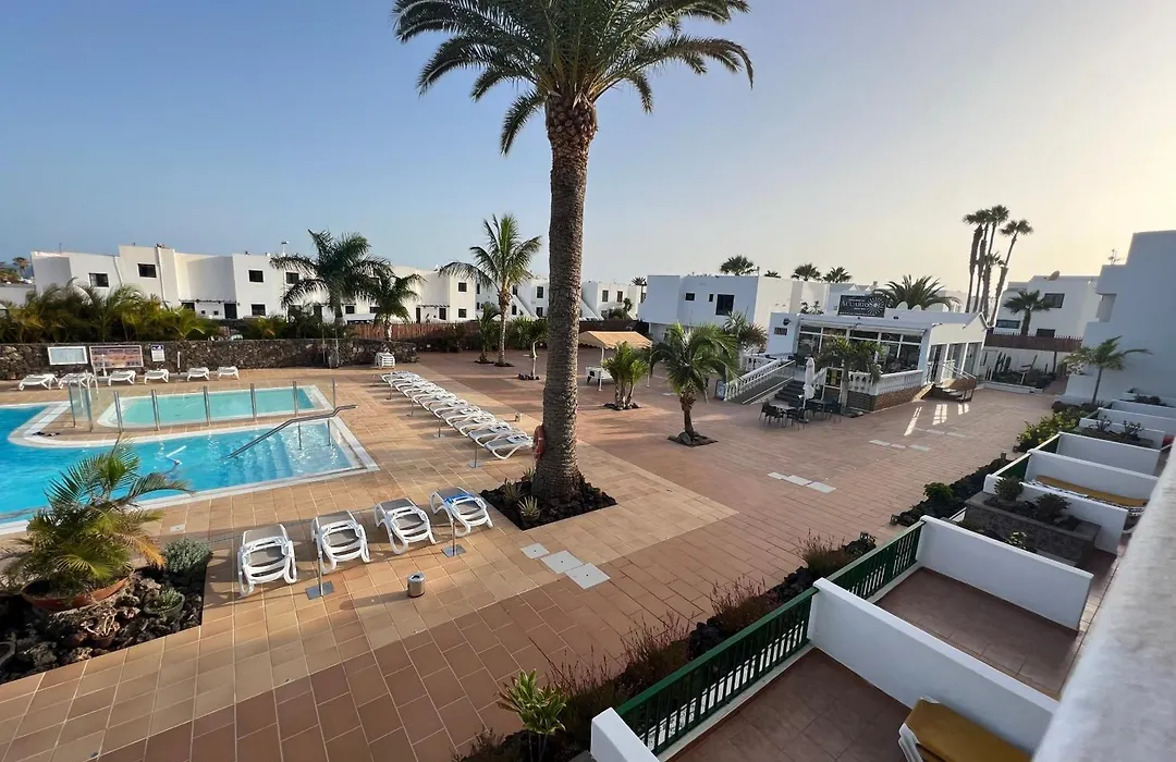 Apartamentos Acuario Sol-1