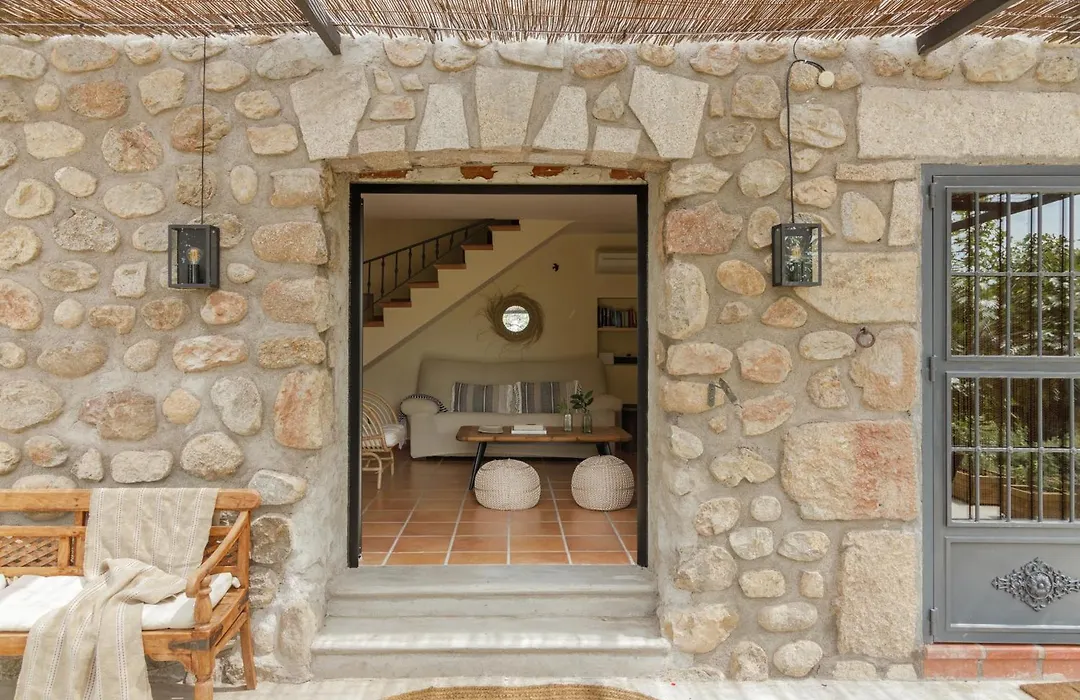 Casa Rural en Candeleda con piscina y un maravilloso jardín-1