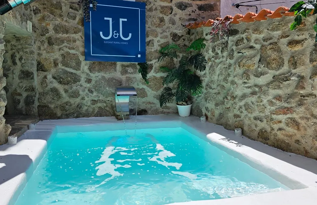 El Eden Casas Rurales Con Piscina Y Jacuzzi-1