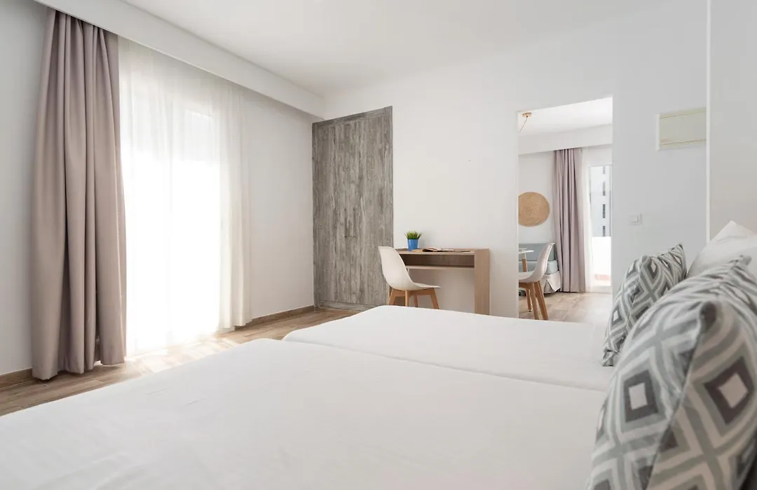Villa Real Club Apartments-1