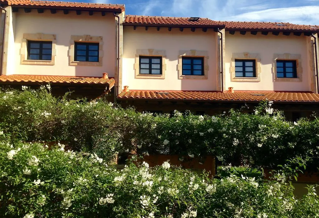 Apartamentos Santillana del Mar-1