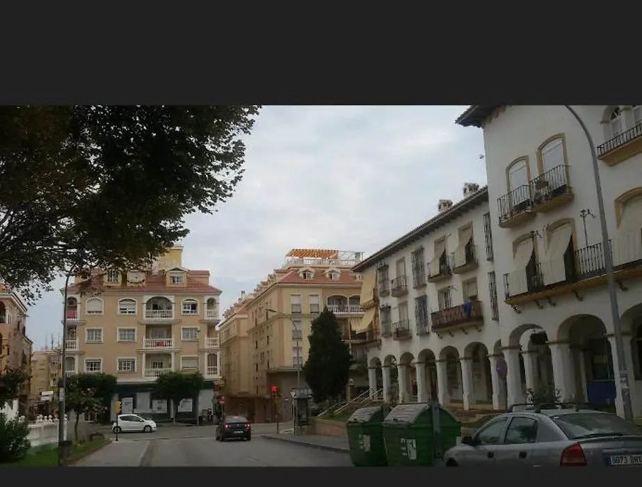 Plaza gloria fuerte-1