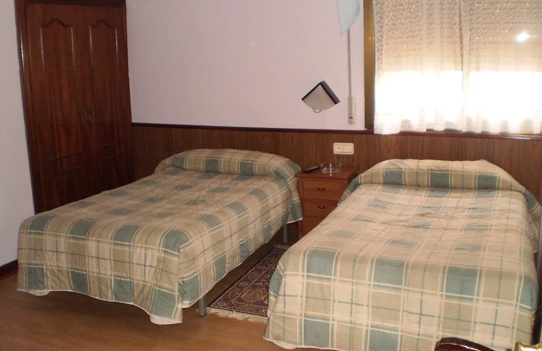 Hostal Hilton-1