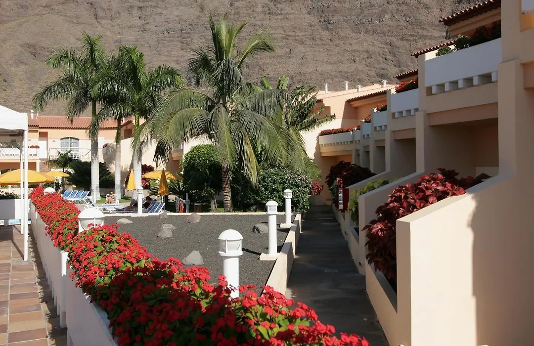 Apartamentos Jardin Del Conde-1