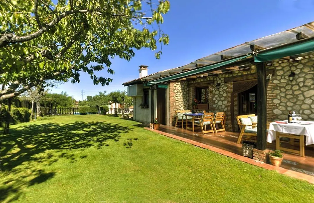 El Canchal de la Gallina -Cafetería - Piscina de Agua Caliente hasta 19 de Octubre -Aparcamiento gratis - Jacuzzi-1
