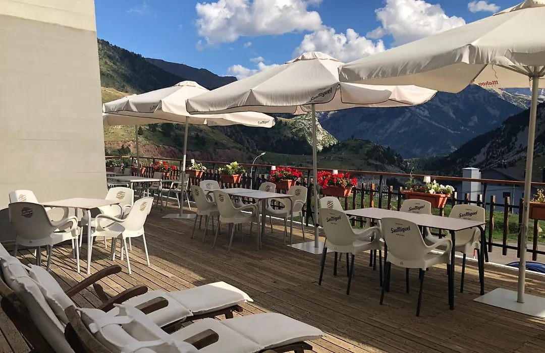Hotel Edelweiss Candanchú-1