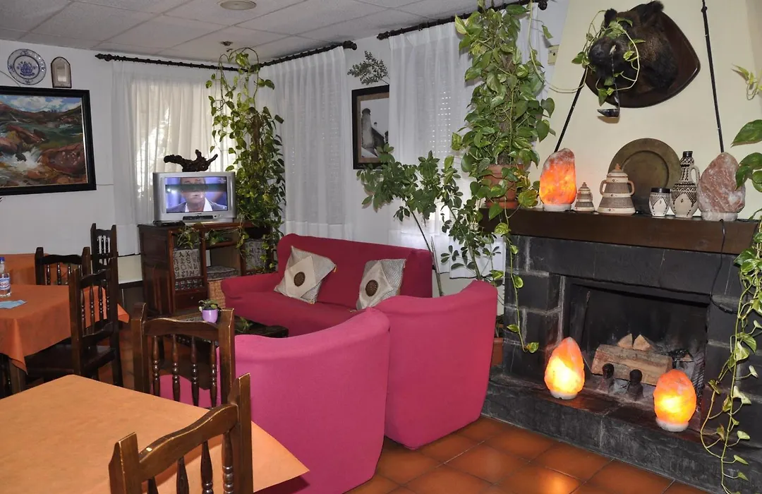 Hotel Castillo D'Acher-1