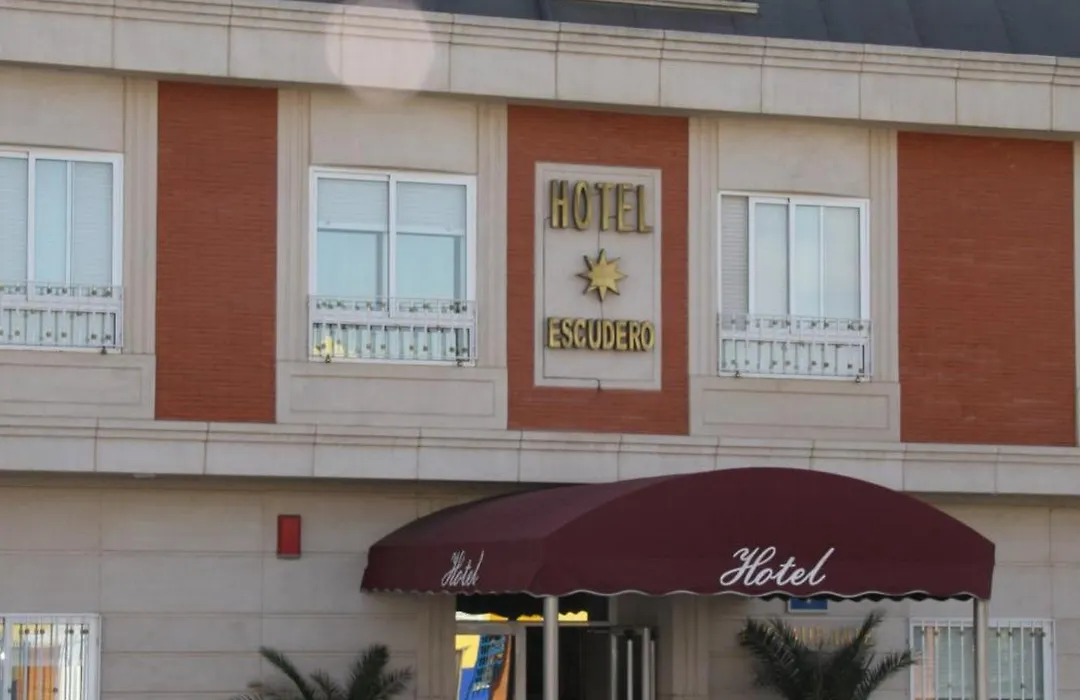 Hotel Escudero-1