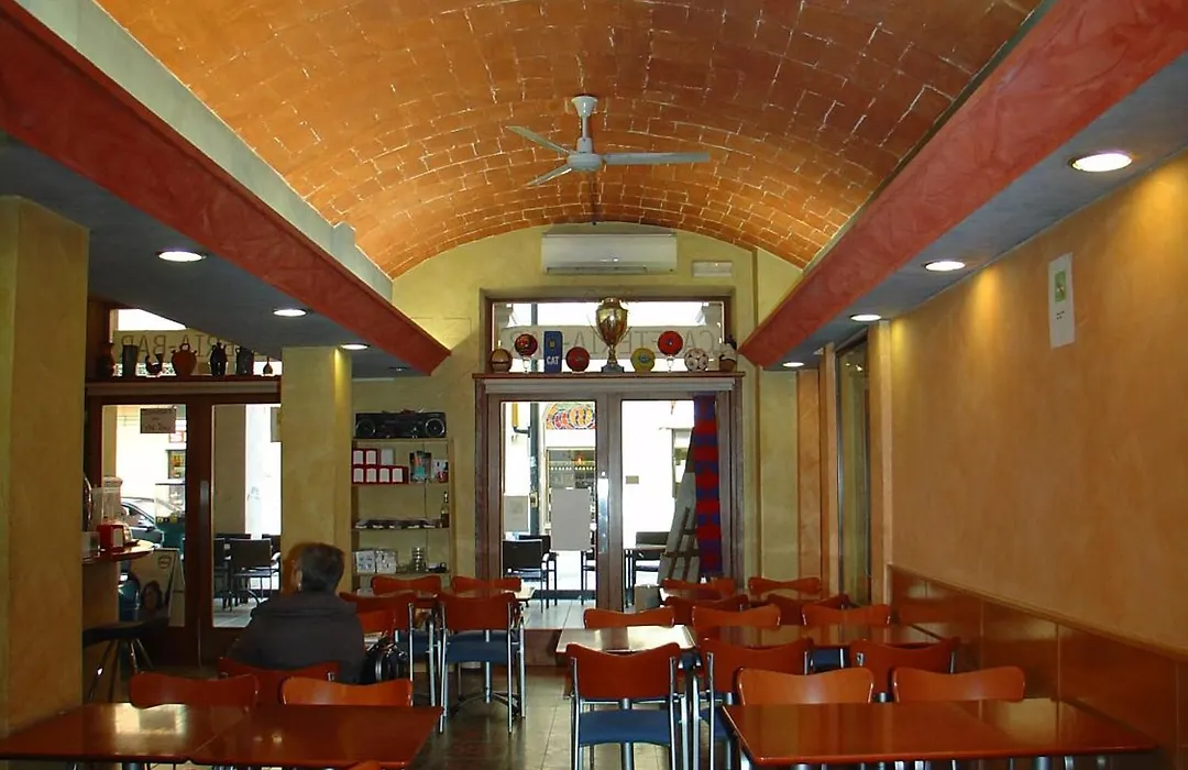 Hostal Adarnius-1