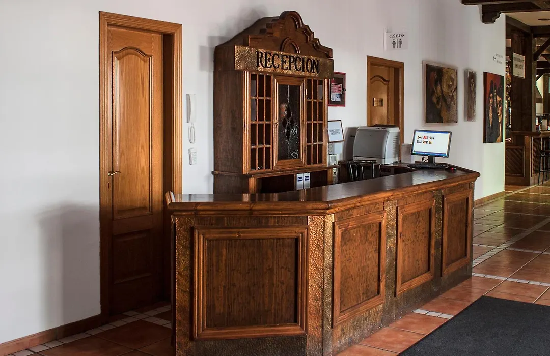 Albenzaire Hotel Asador-1