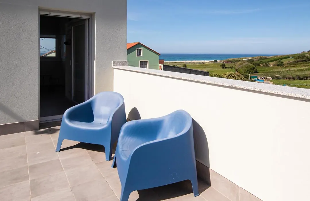 AG Casa do Ramon en Playa Razo con patio exterior-1
