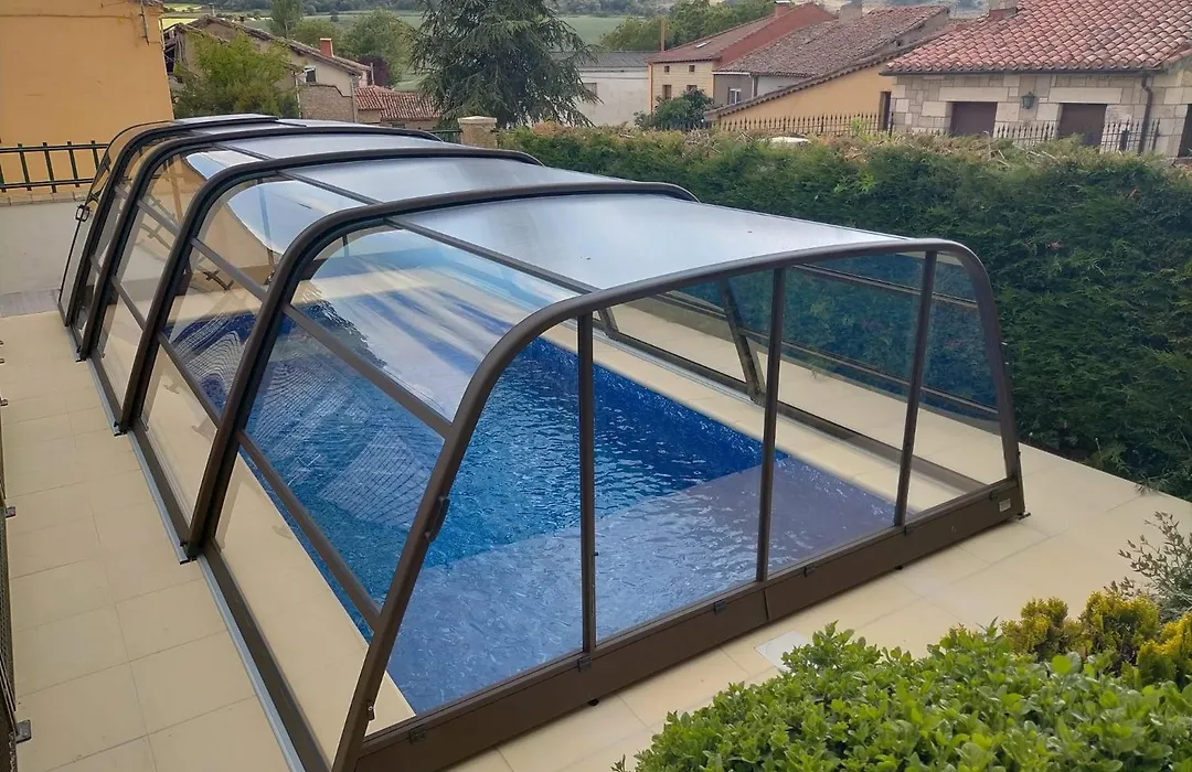 ATAPUERCA RURAL SANSIL, PISCINA cubierta y climatizada desde Abril-1