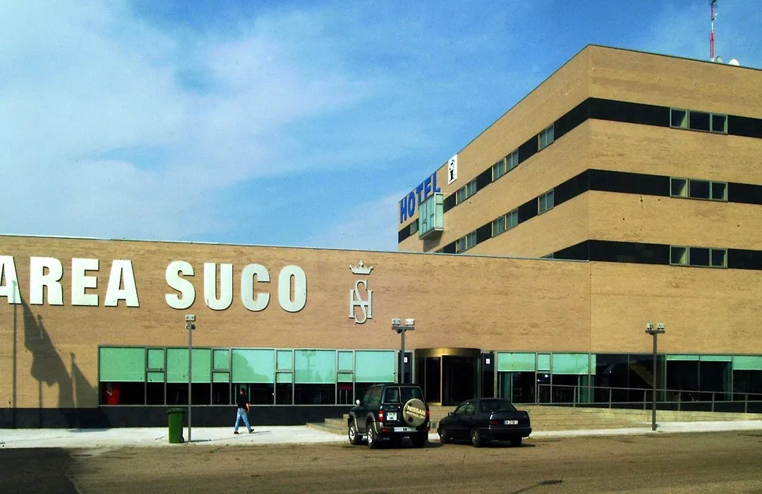 Hotel Área Suco-1