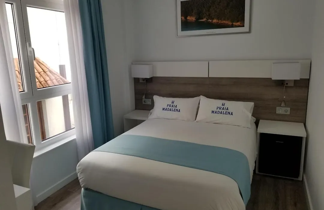 Hostal Praia Madalena-1