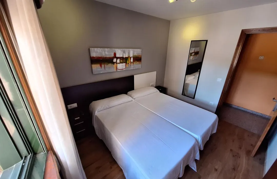 Hostal O Galeón San Luis-1