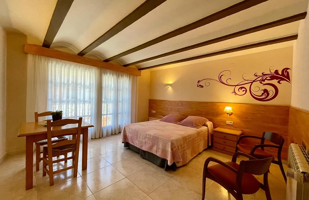 Aparthotel Les Corts-1