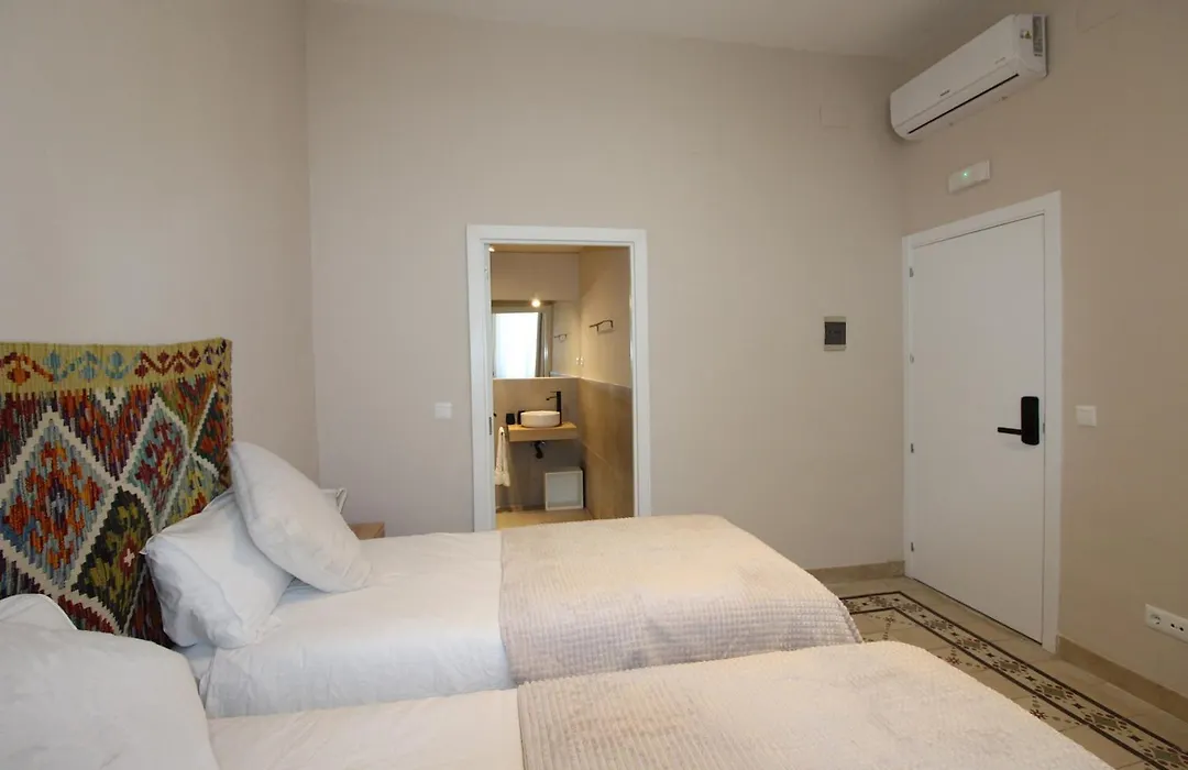 Hostal Las Acacias-1