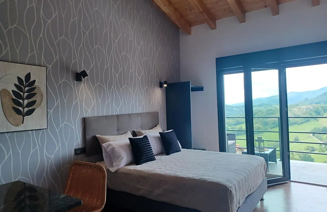 Apartamentos El Llanin-1