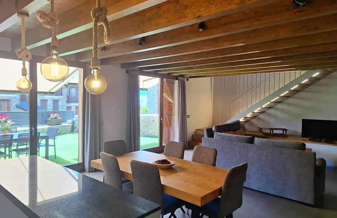 Apartament "Enclau" Turismo Rural Cal Rialla-1