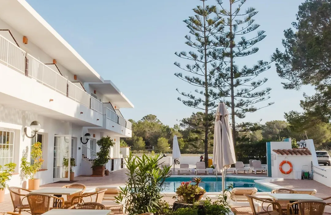 Hostal Es Pi - Emar Hotels-1