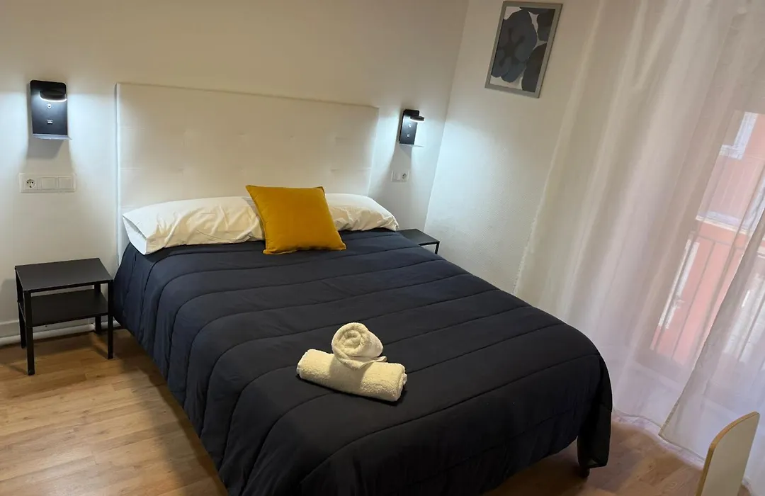 Hostal Ars-1