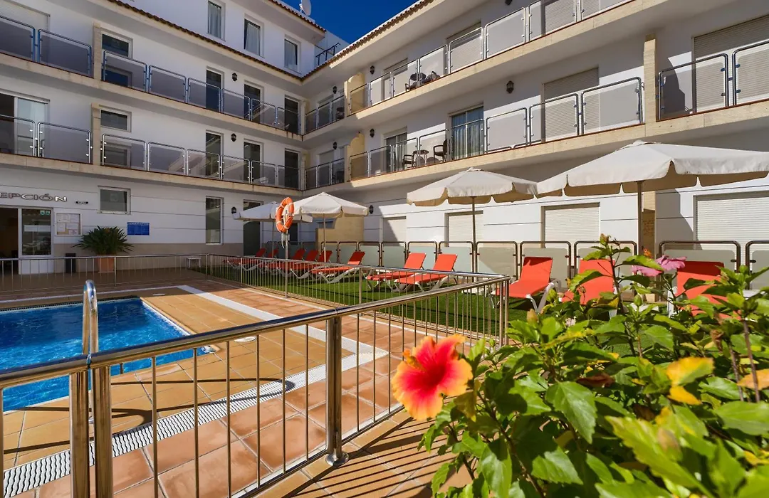 Hotel Apartamentos Loto Conil-1
