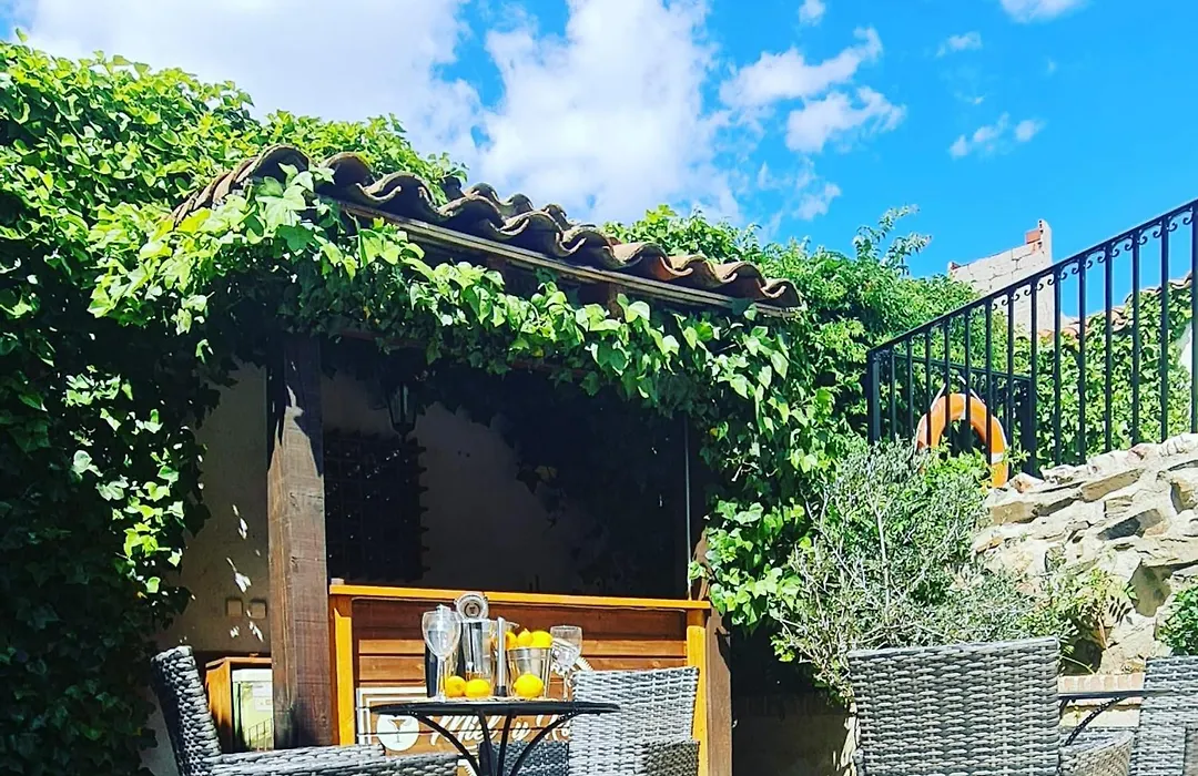 Casa Rural Miel y Romero-1
