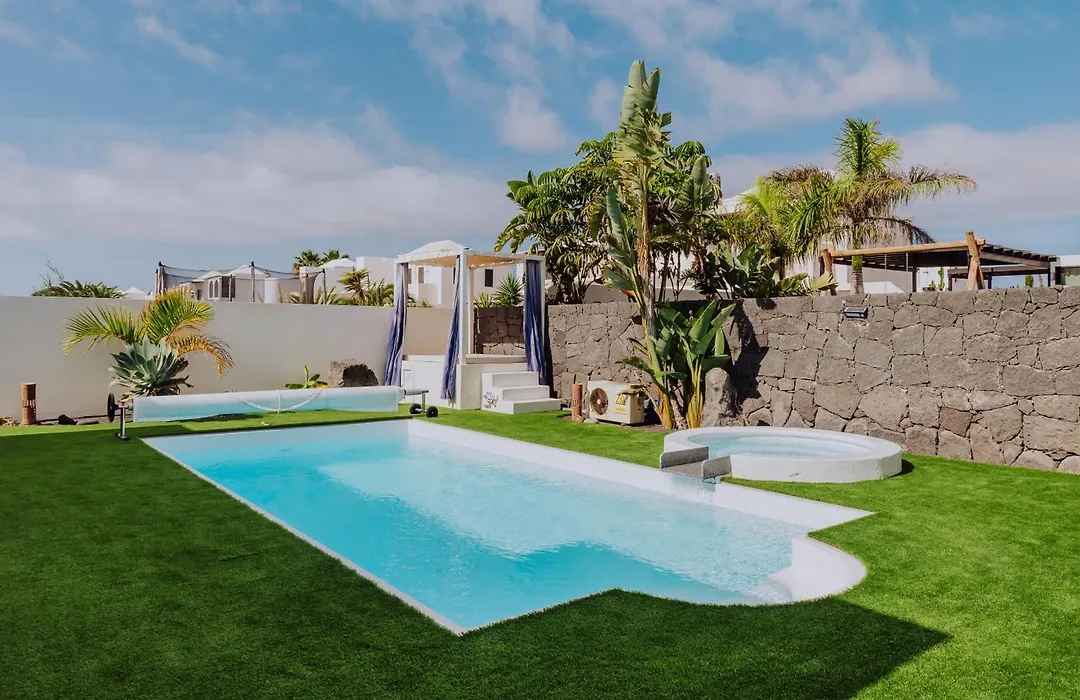 Villa Alba Deluxe & Spa Pool-1