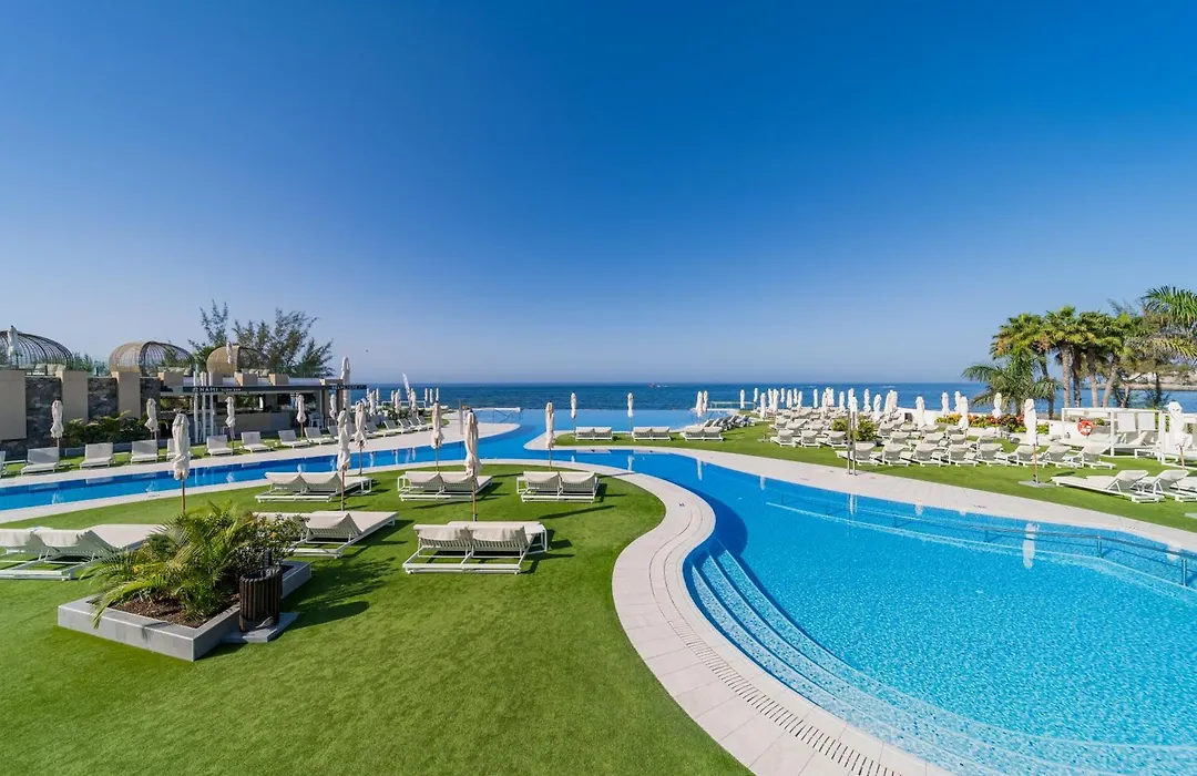 Resort Cordial Santa Agueda & Perchel Beach Club-1