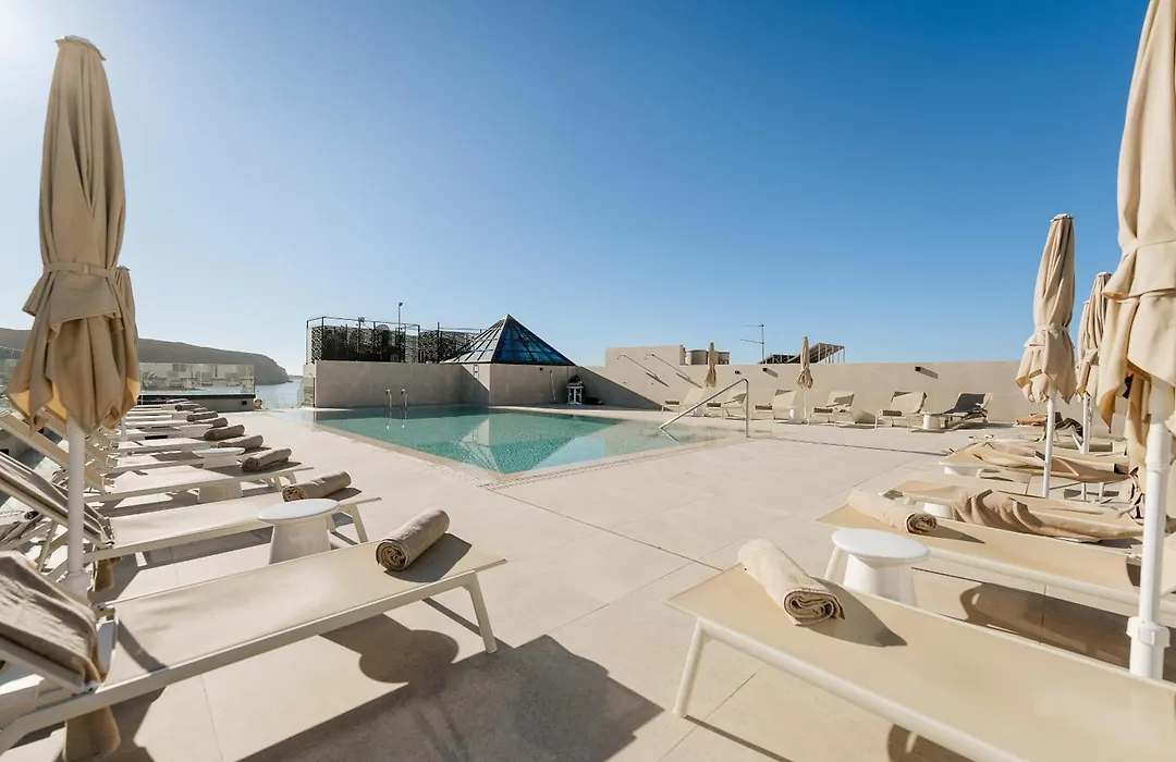 Hotel Reveron Plaza-1