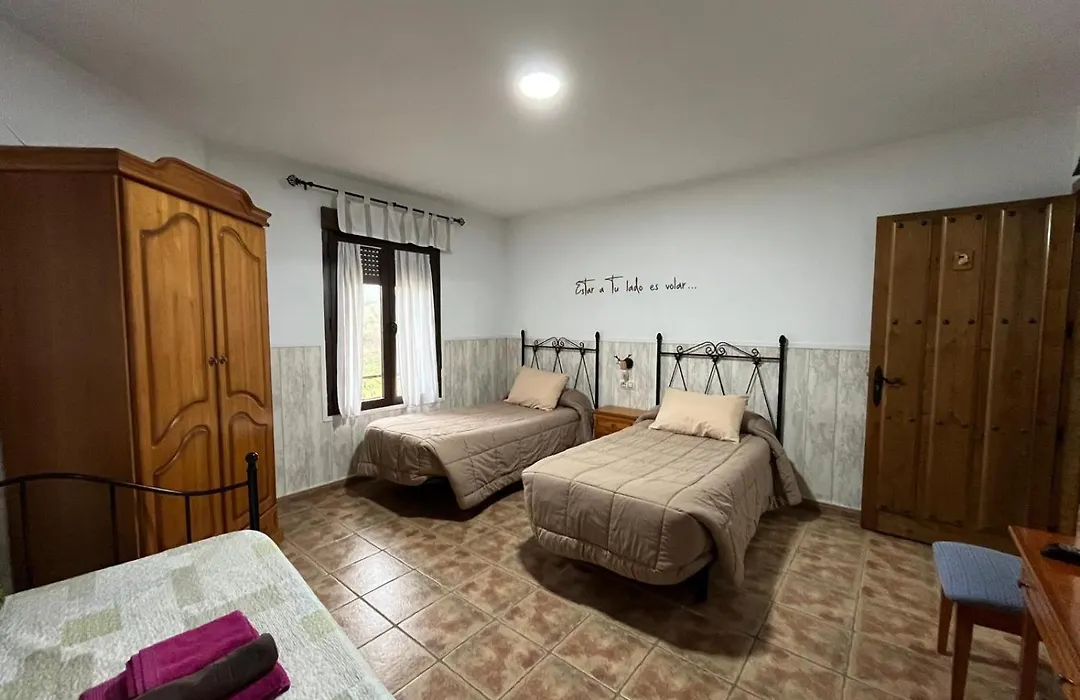 Casa Rural Al-Mofrag y Apartamentos El Mirador de Monfragüe-1
