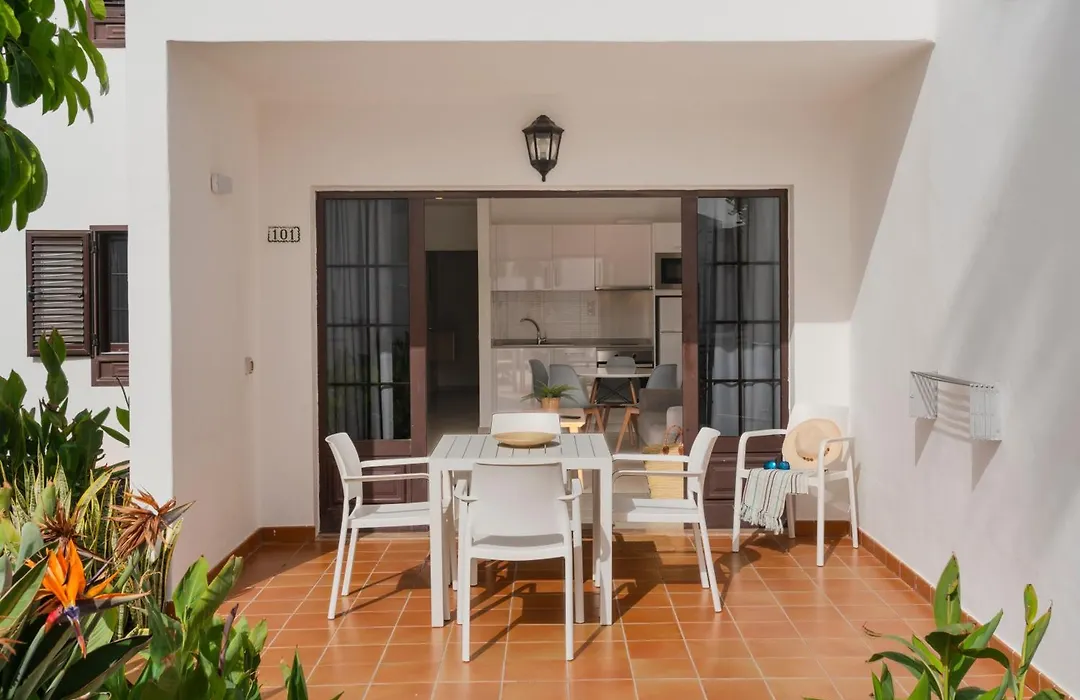 Apartamentos Fayna-1