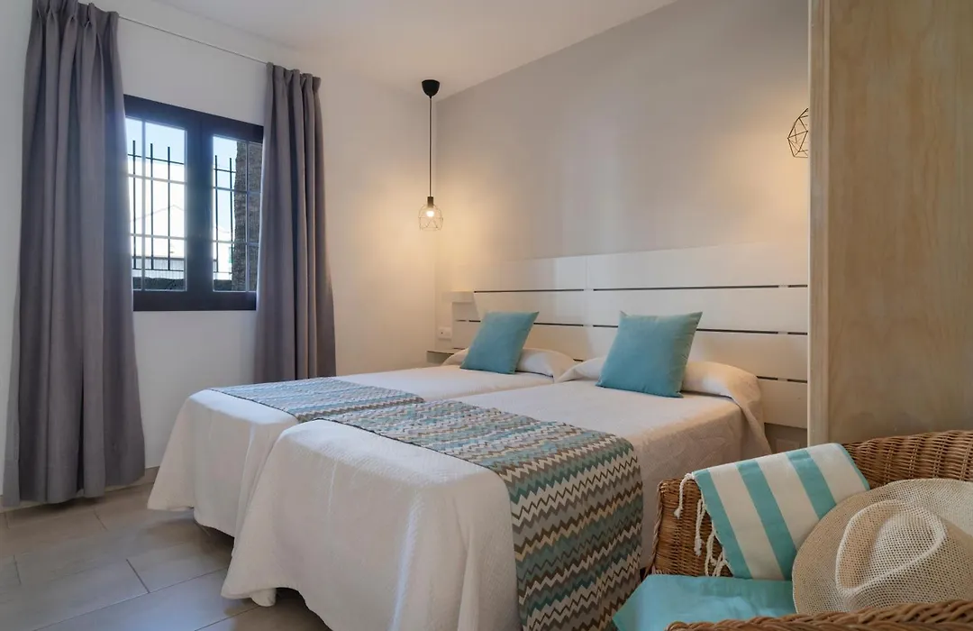 Apartamentos Fayna-1