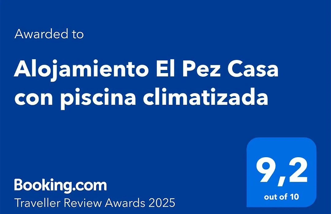 Alojamiento El Pez, Casa con piscina climatizada-1