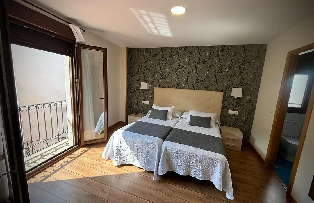 Hotel Molina Real-1