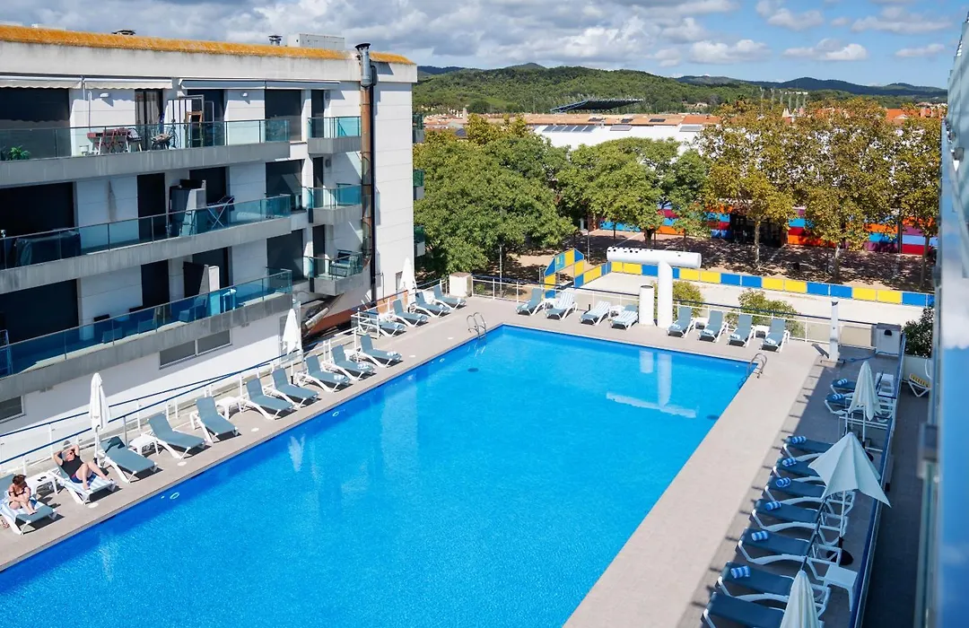 Aparthotel Ona Palamos-1