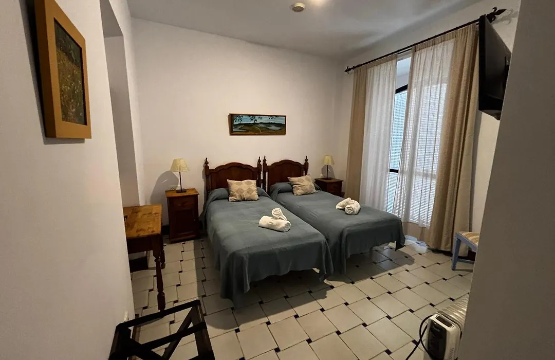 Hotel Entreolivos-1