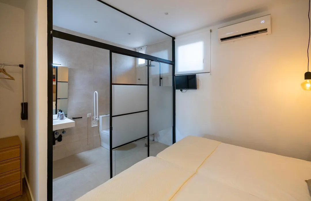Hostal Royal Bliss-1