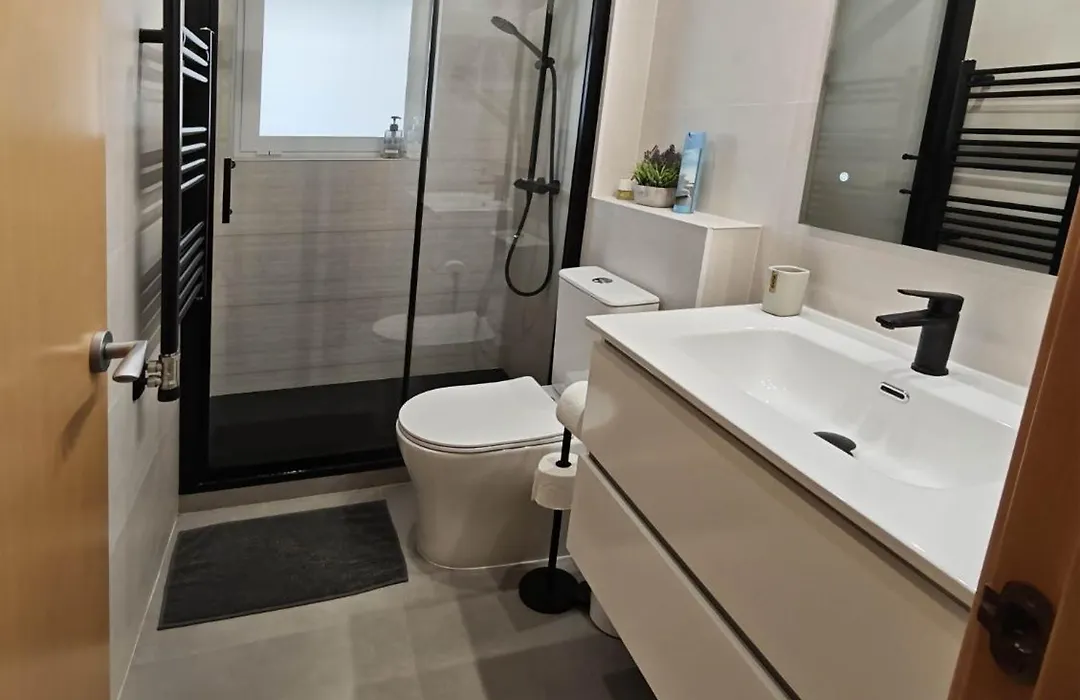 Apartamento Playa con Piscina y 2 habitaciones-1