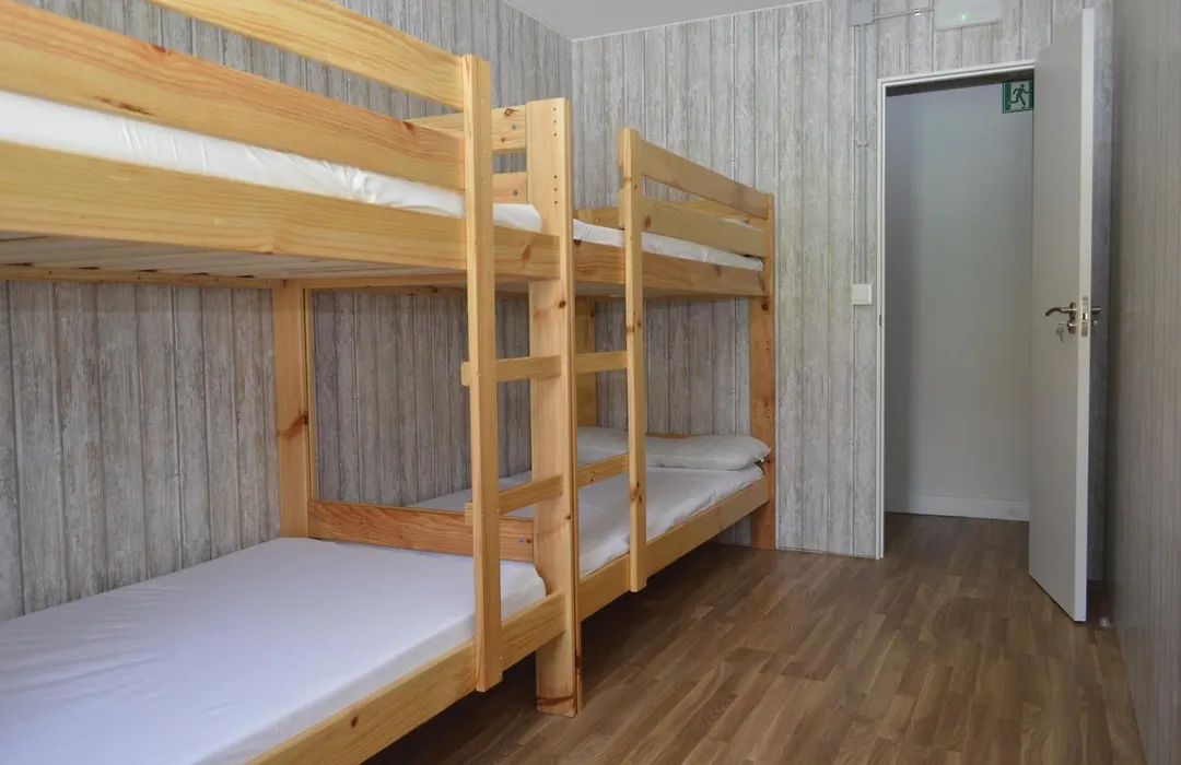 Albergue Gares-1