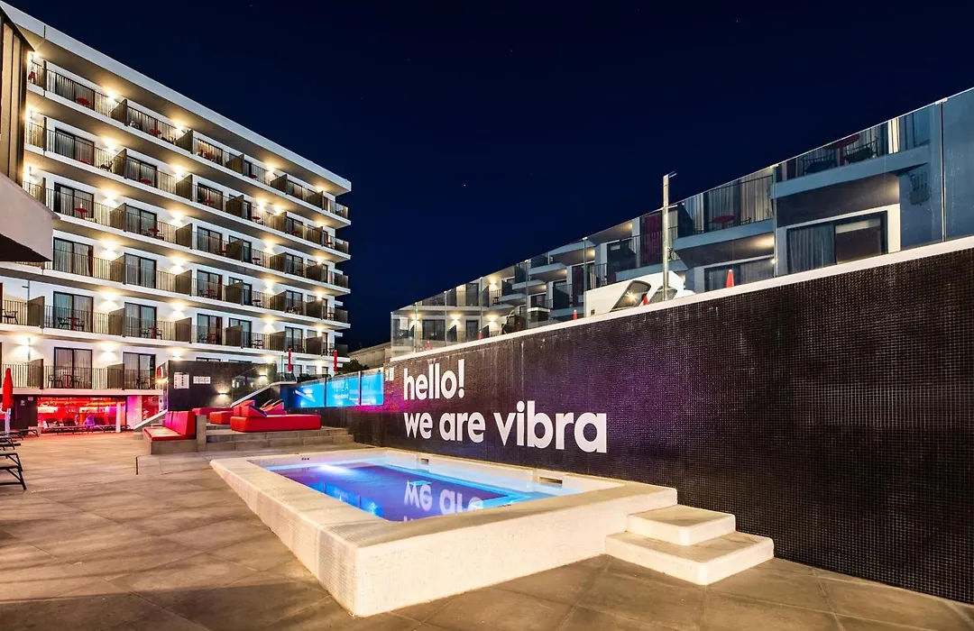Hotel Vibra District - Adults Only-1